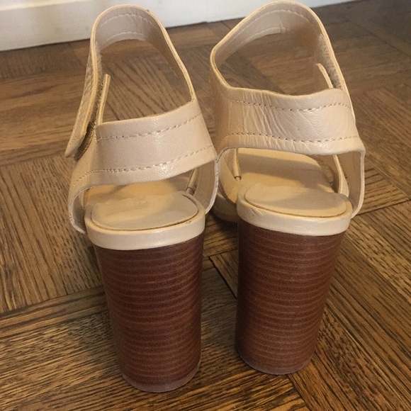 Nine West nude leather block heel sandals Sz 7 - Picture 2 of 6